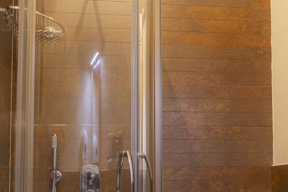Photo of Bathroom in Collesano