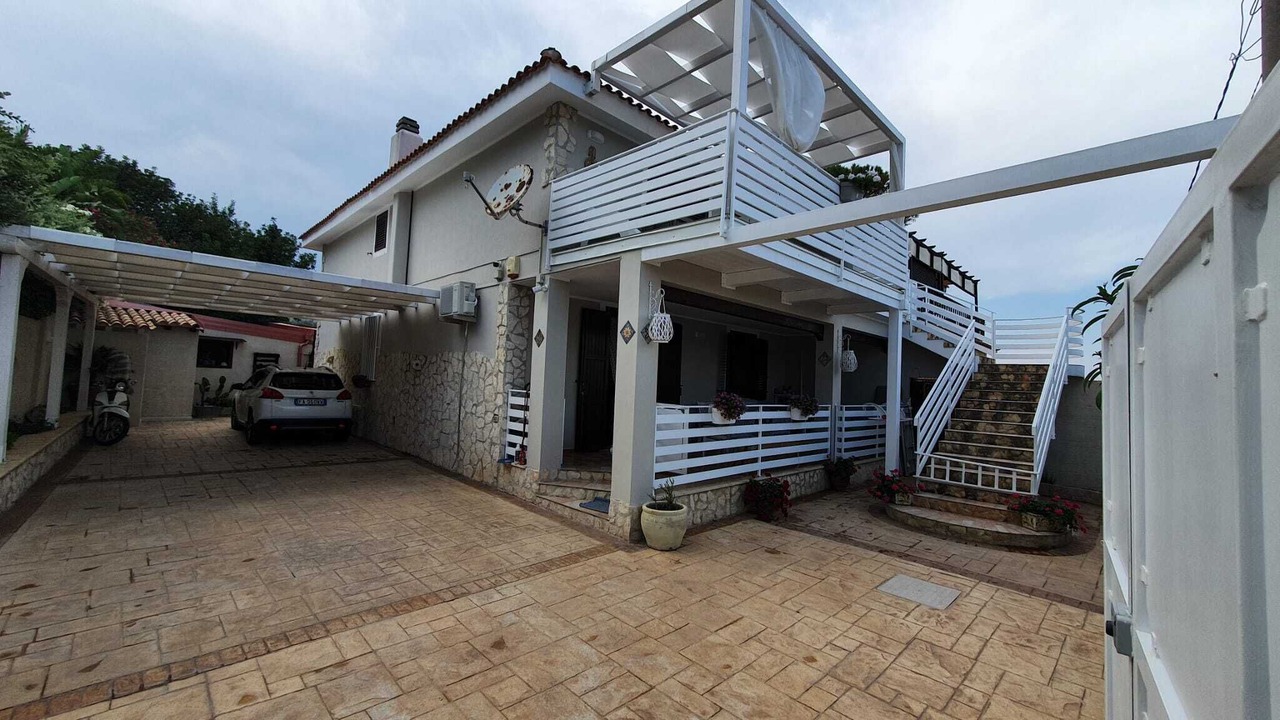 Photo of Outdoor in Gallina