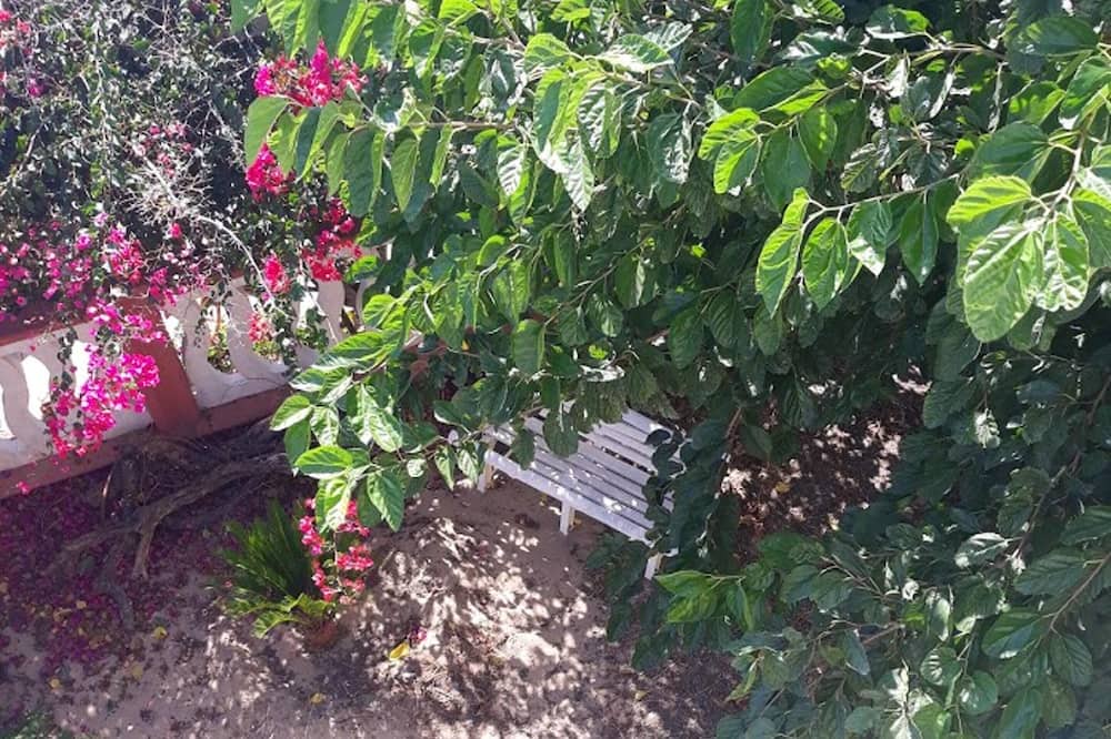 Photo of Outdoor in Acate