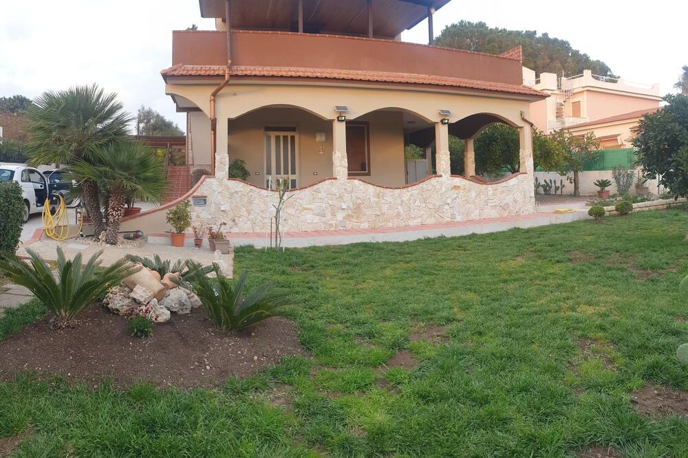Photo of Outdoor in Gallina