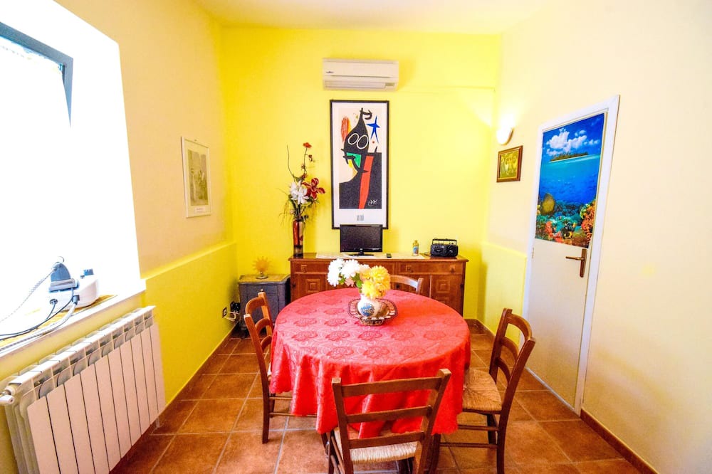 Photo of Livingroom in Pergusa