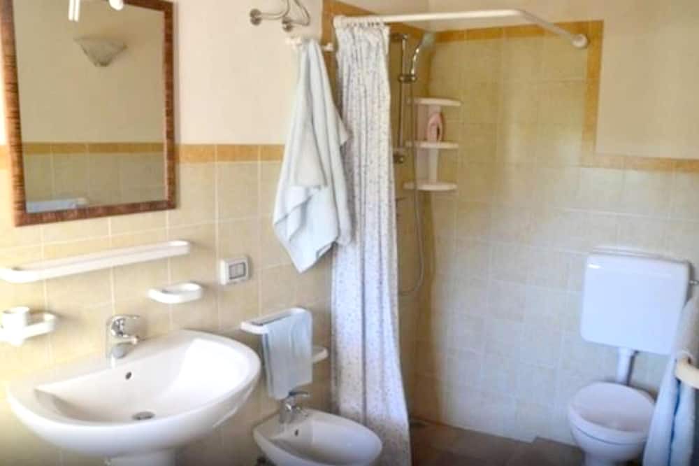 Photo of Bathroom in Chiaramonte Gulfi