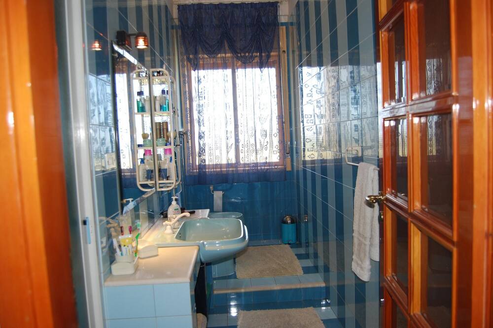 Photo of Bathroom in Porto Palo