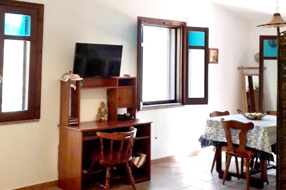 Photo of Livingroom in Motta Camastra