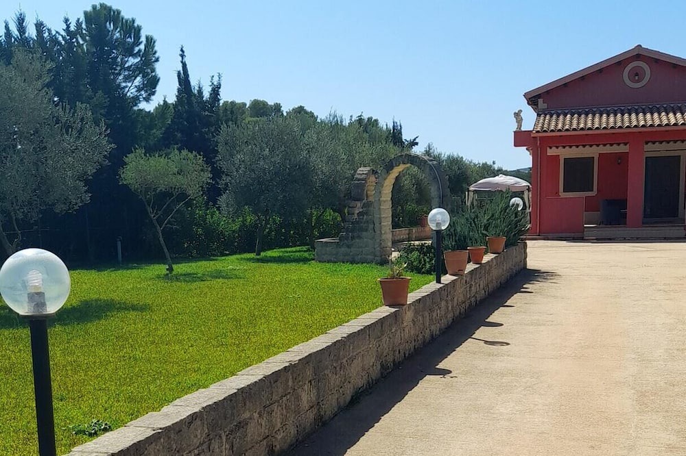 Photo of Outdoor in Noto