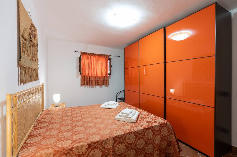 Photo of Bedroom in Trappeto