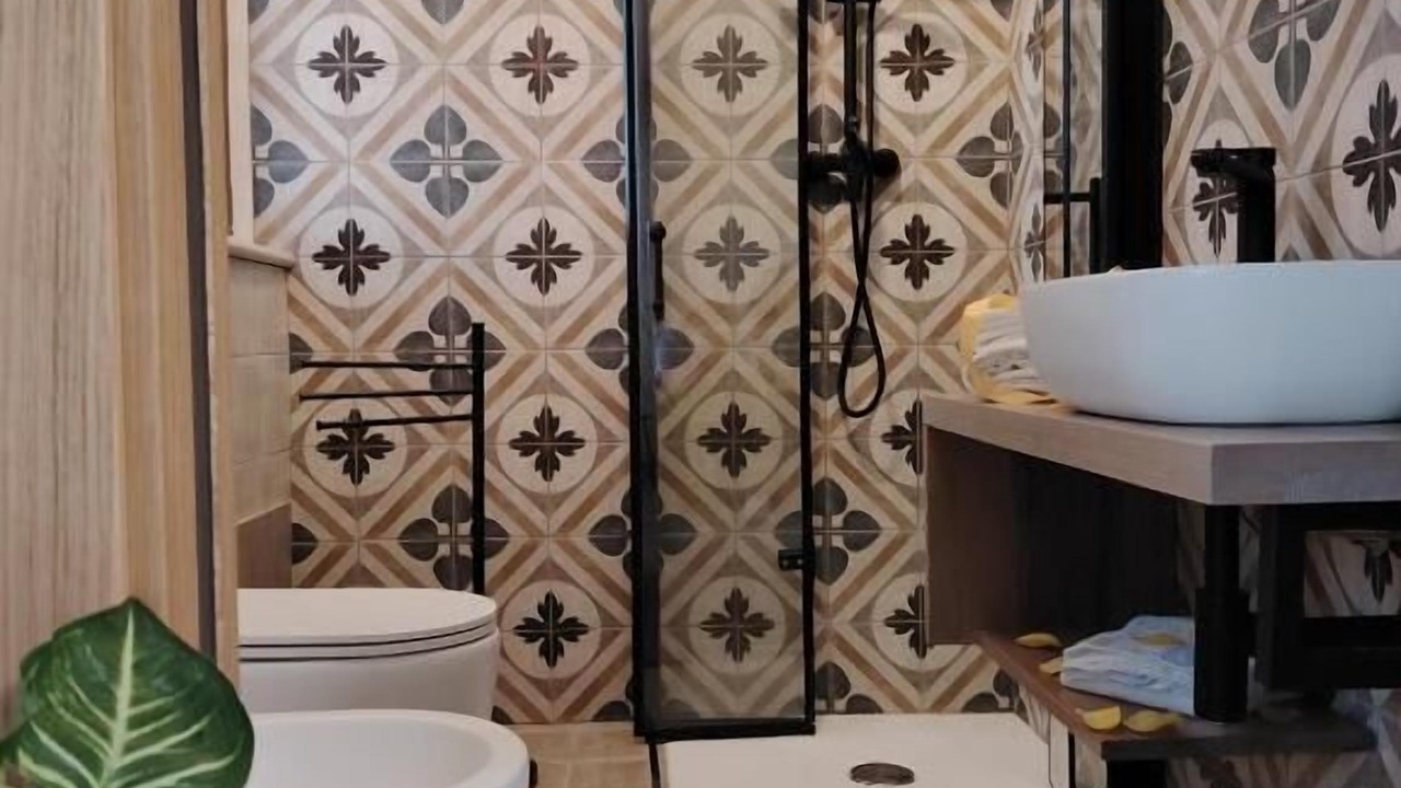 Photo of Bathroom in Naro