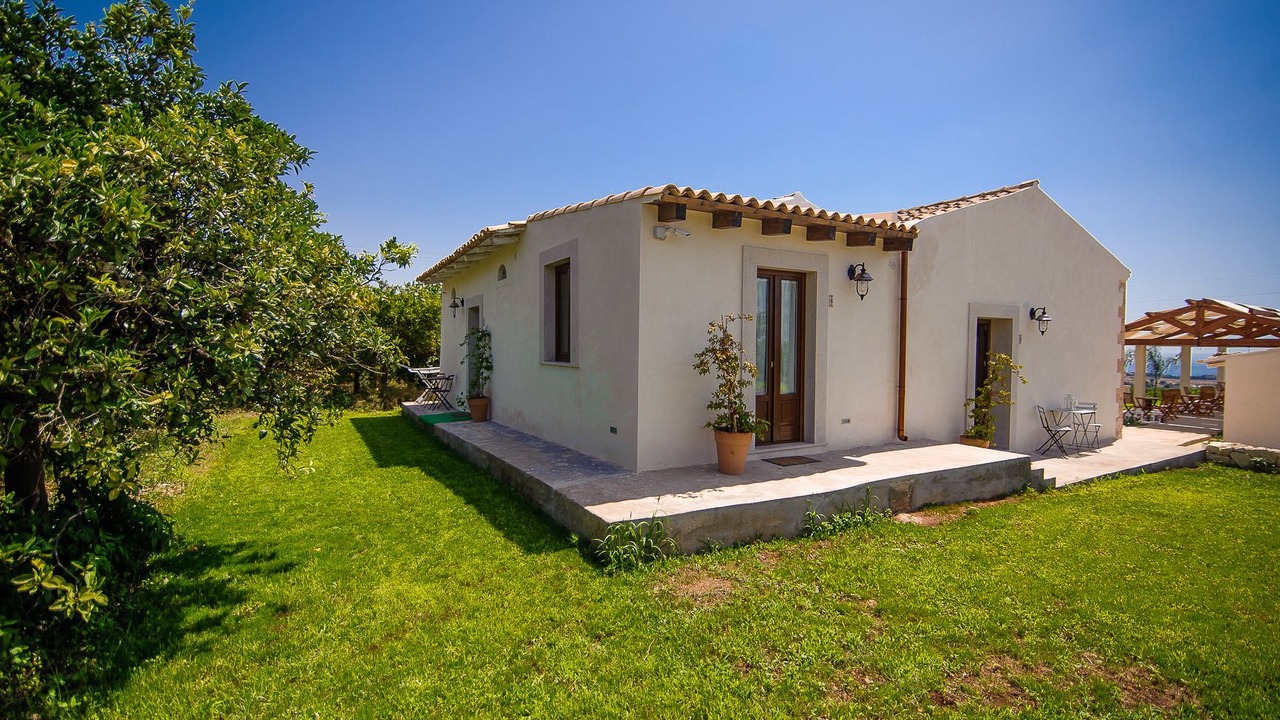 Photo of Outdoor in Avola