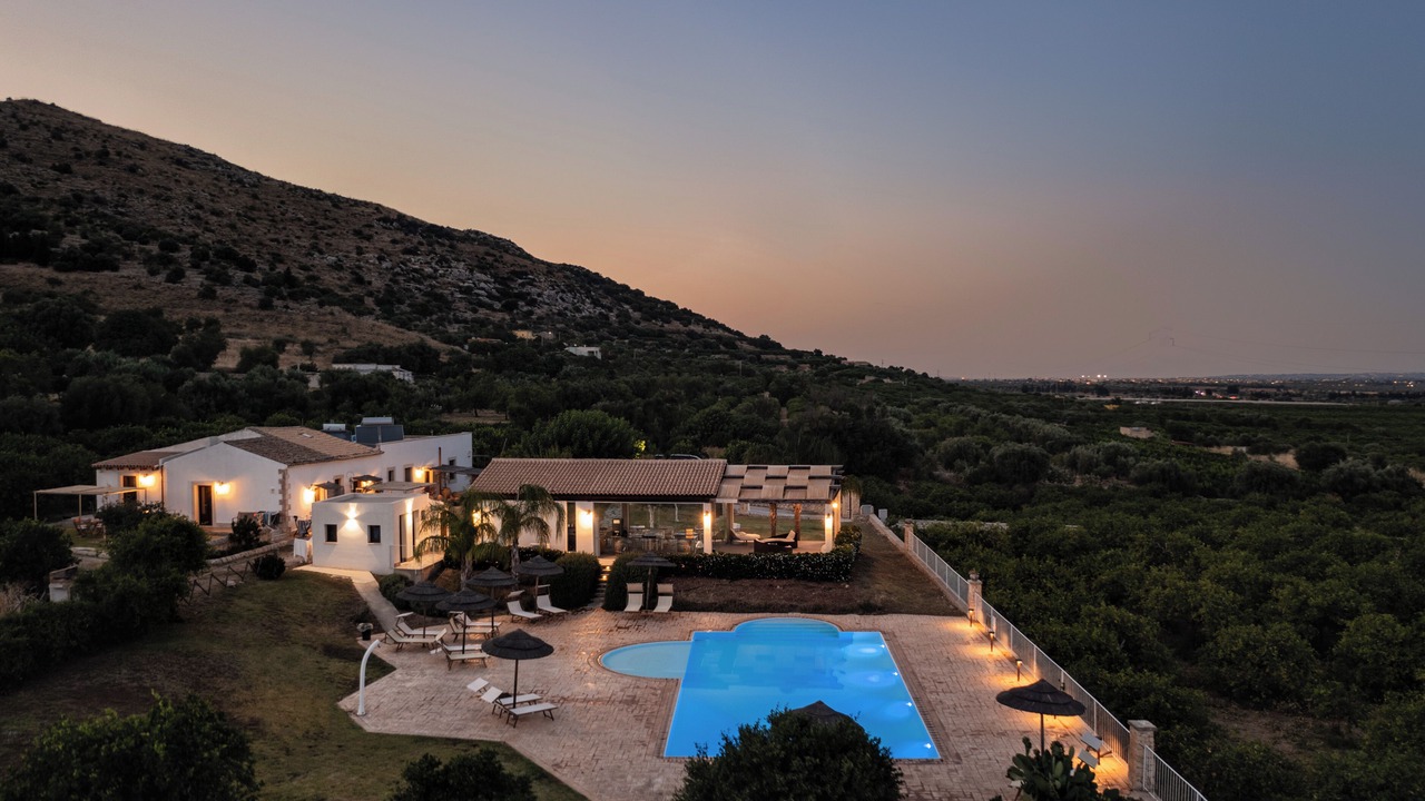 Photo of Outdoor in Avola