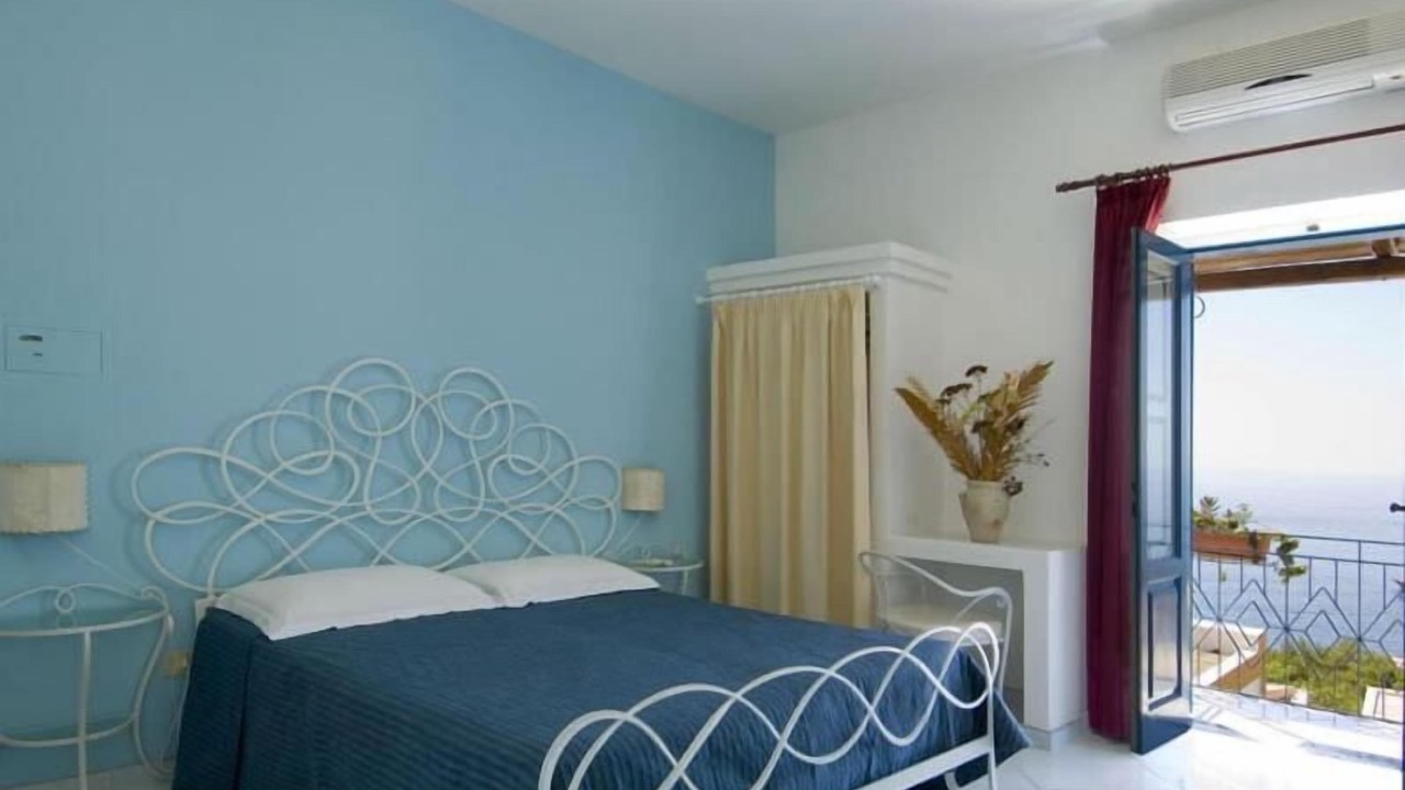 Photo of Bedroom in Panarea