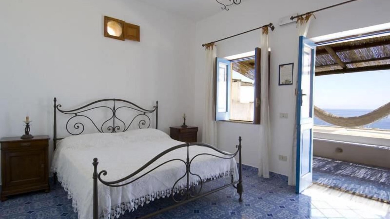 Photo of Bedroom in Panarea