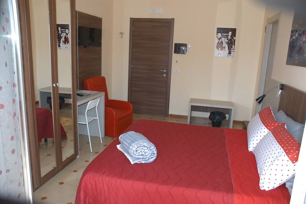 Photo of Bedroom in Villarosa