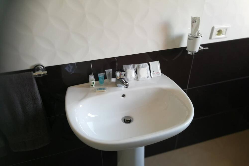 Photo of Bathroom in Villarosa
