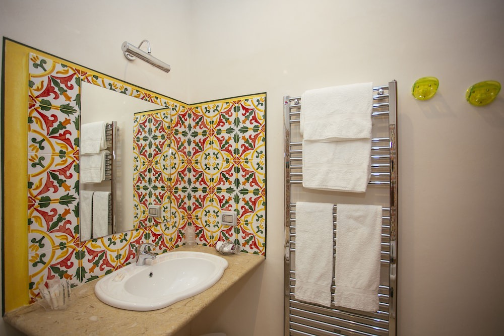 Photo of Bathroom in Purgatorio