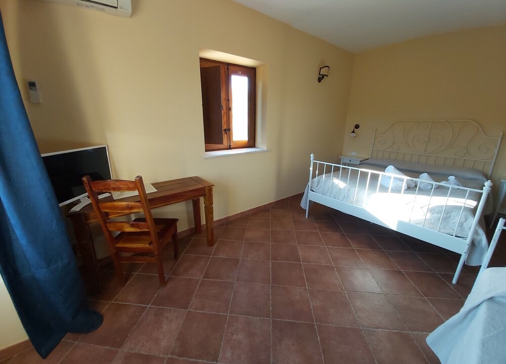 Photo of Bedroom in Villaseta