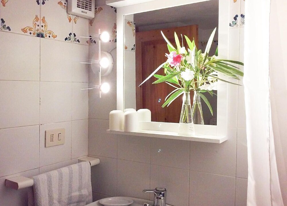 Photo of Bathroom in Lipari