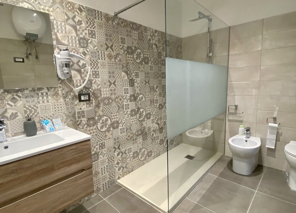 Photo of Bathroom in Picanello-Ognina-Barriera-Canalicchio