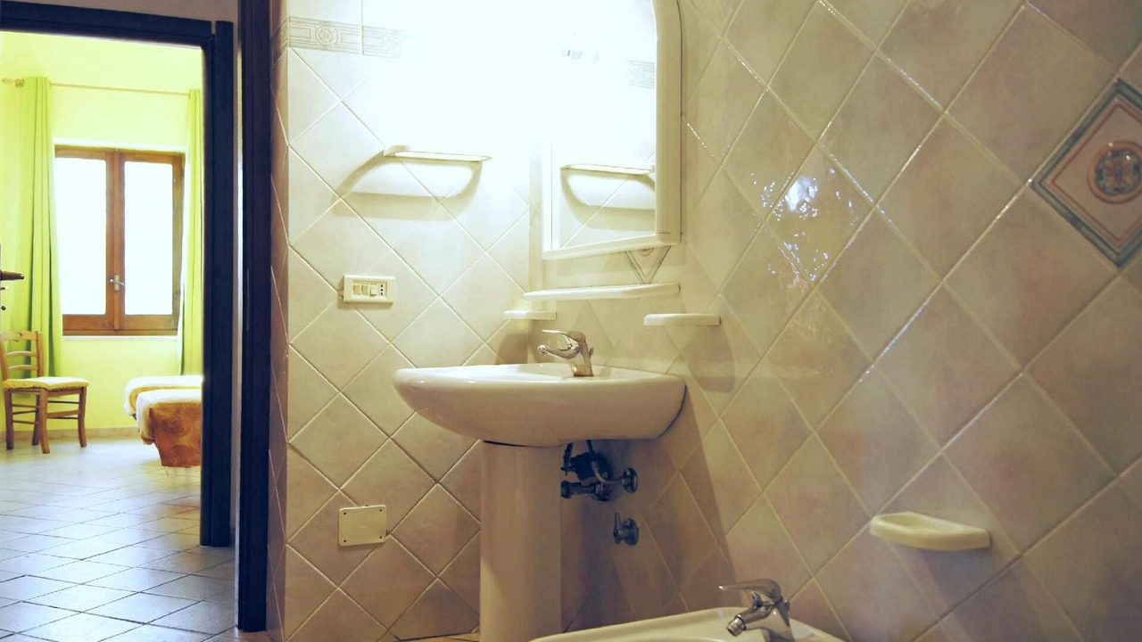 Photo of Bathroom in Kamma