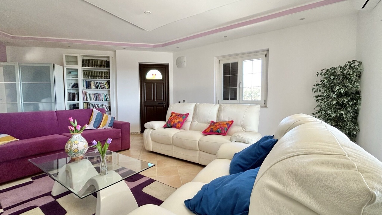 Photo of Livingroom in Pergusa