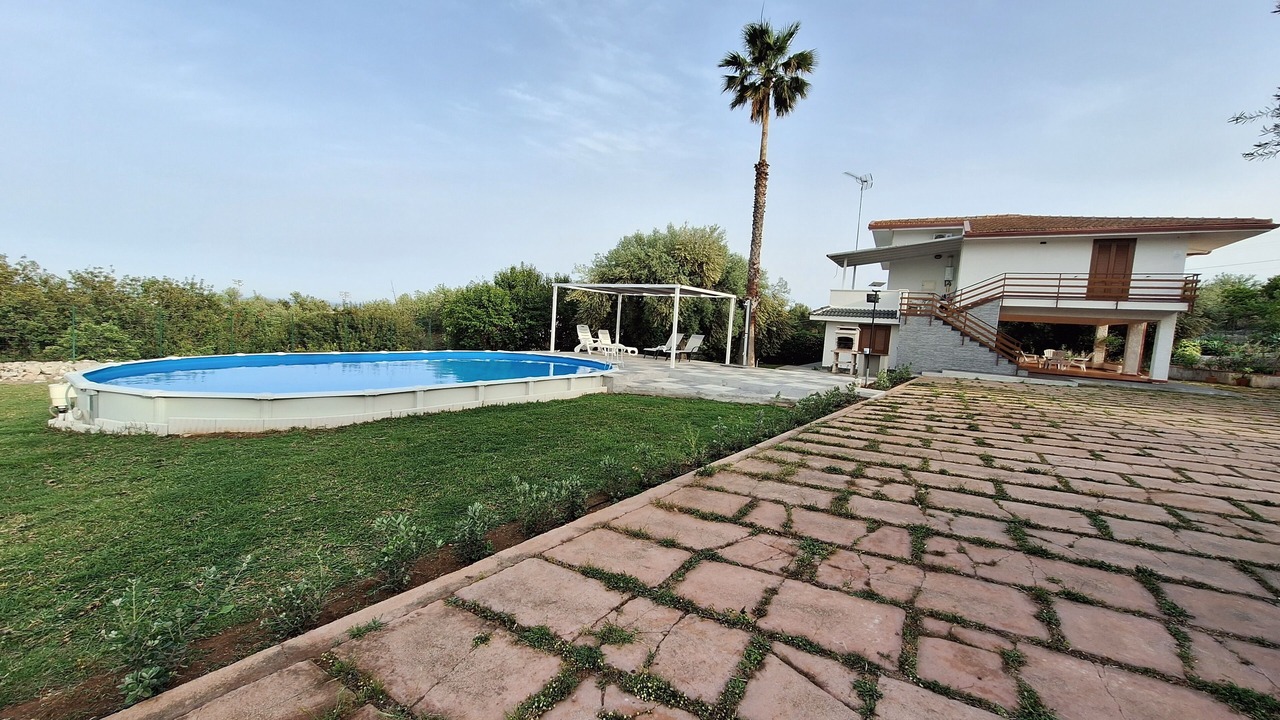 Photo of Outdoor in Maeggio