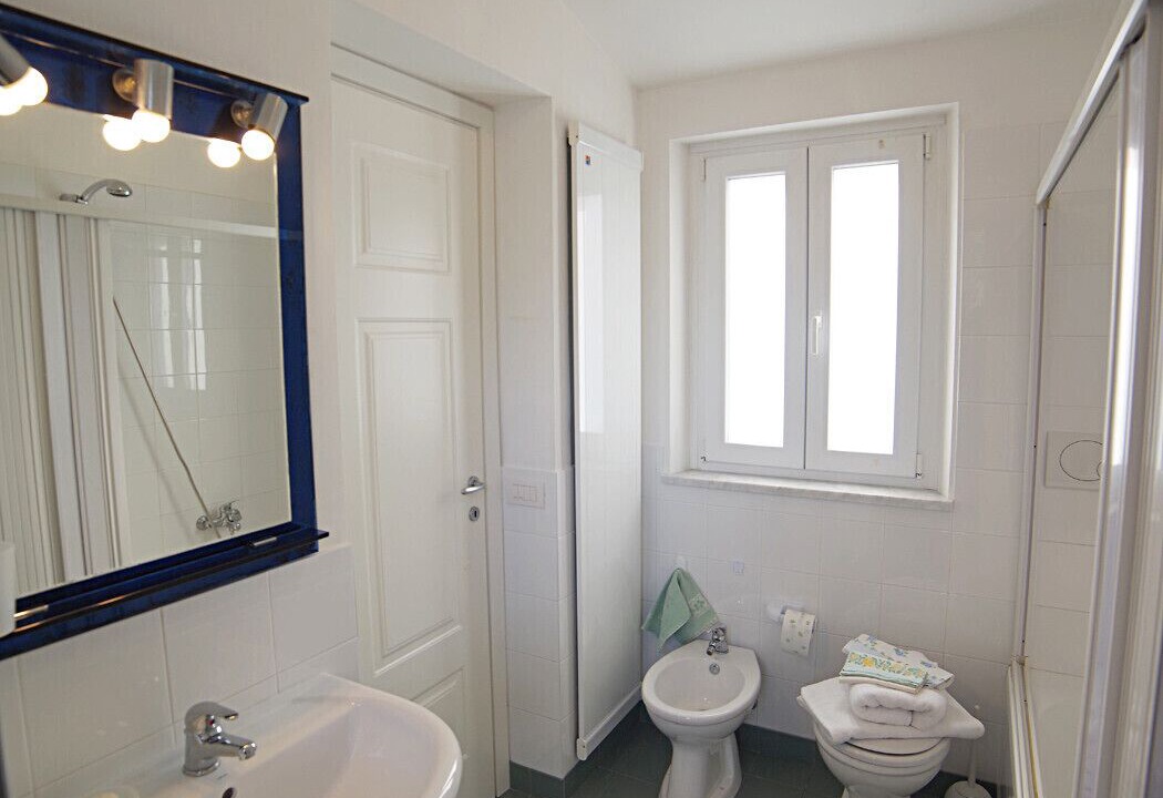 Photo of Bathroom in Mondello