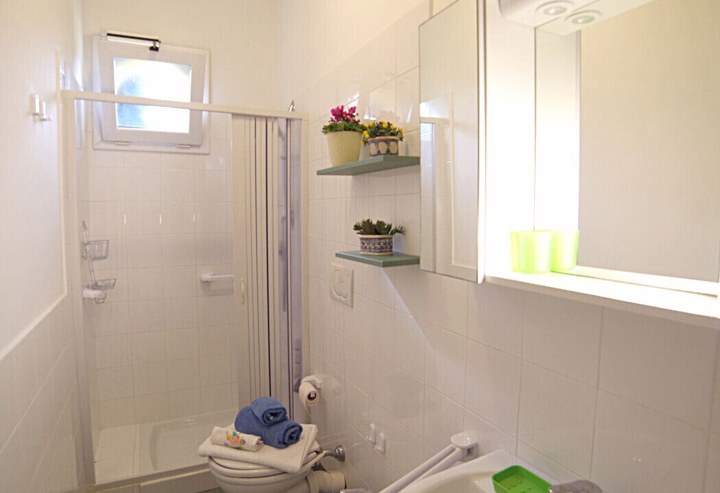 Photo of Bathroom in Mondello