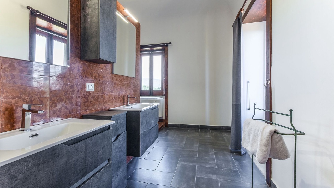 Photo of Bathroom in Ficarra