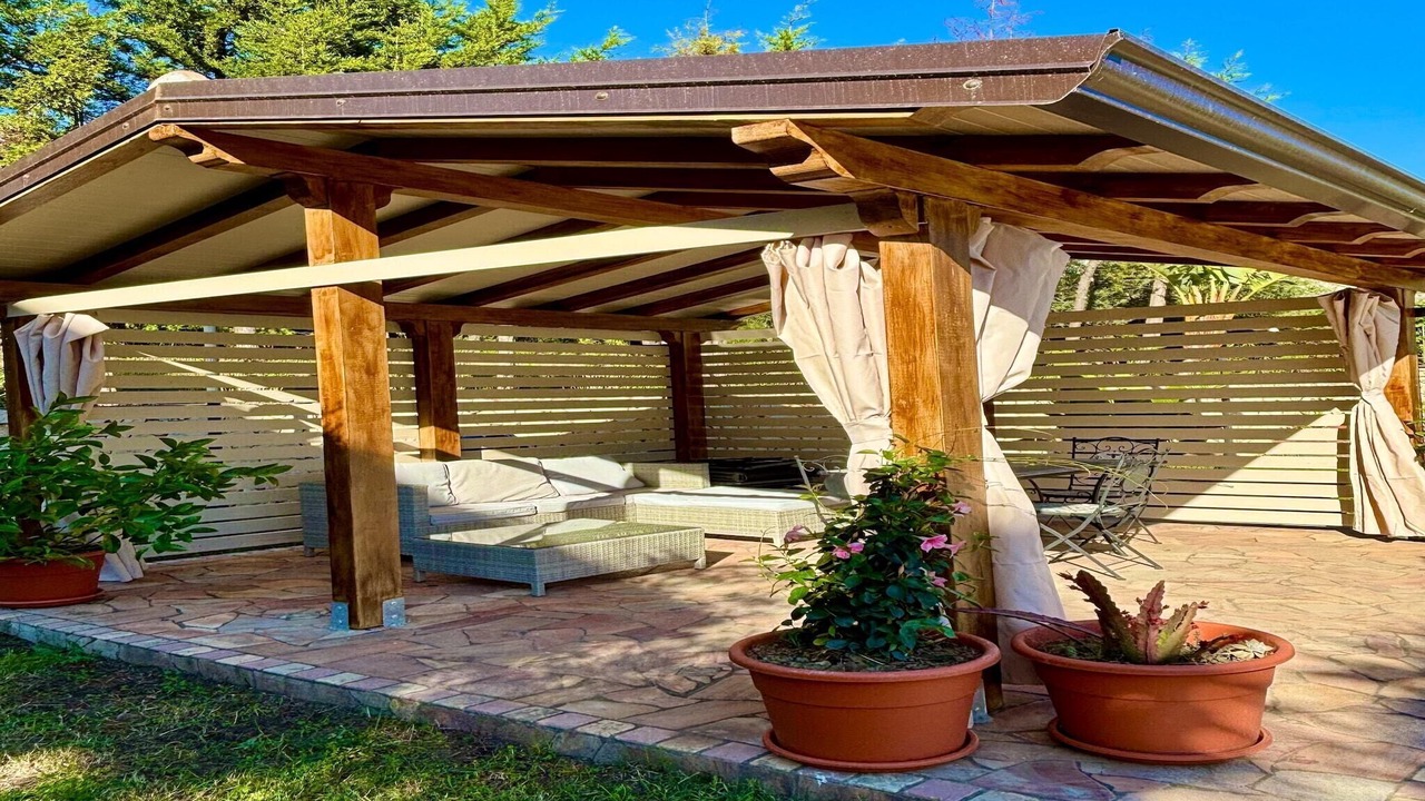 Photo of Patio Balcony in Mitogio