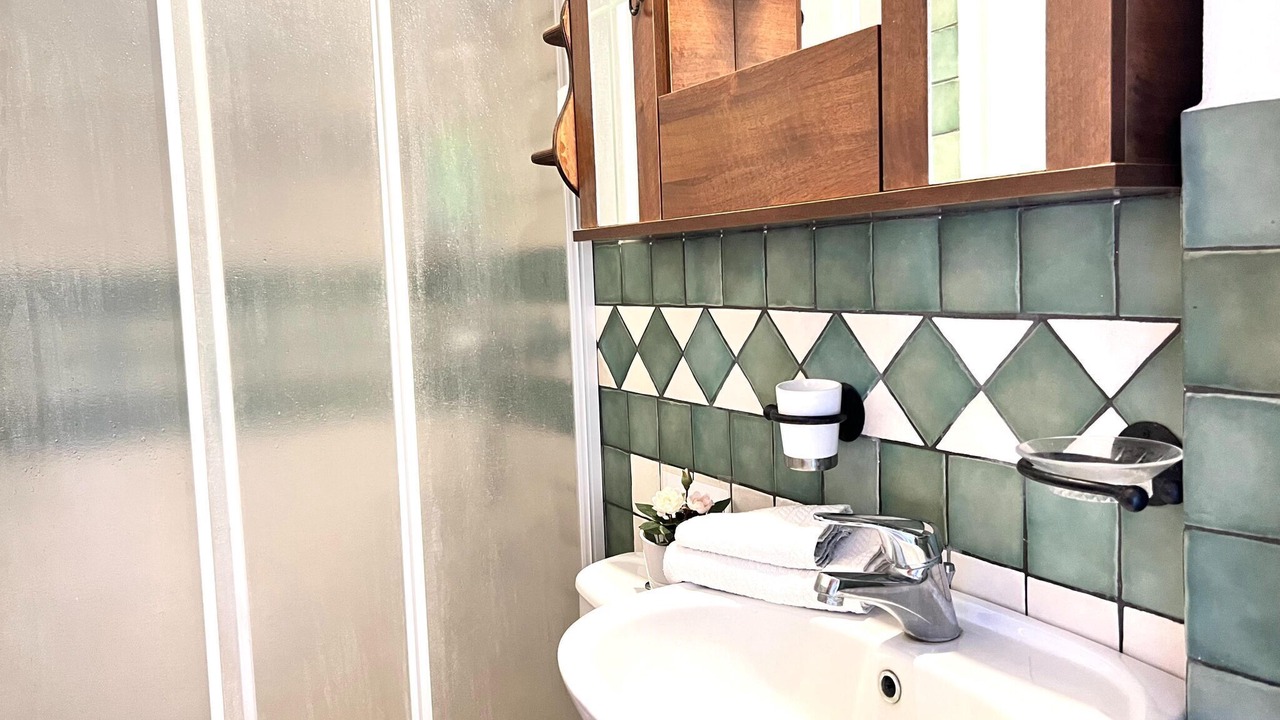 Photo of Bathroom in Mitogio