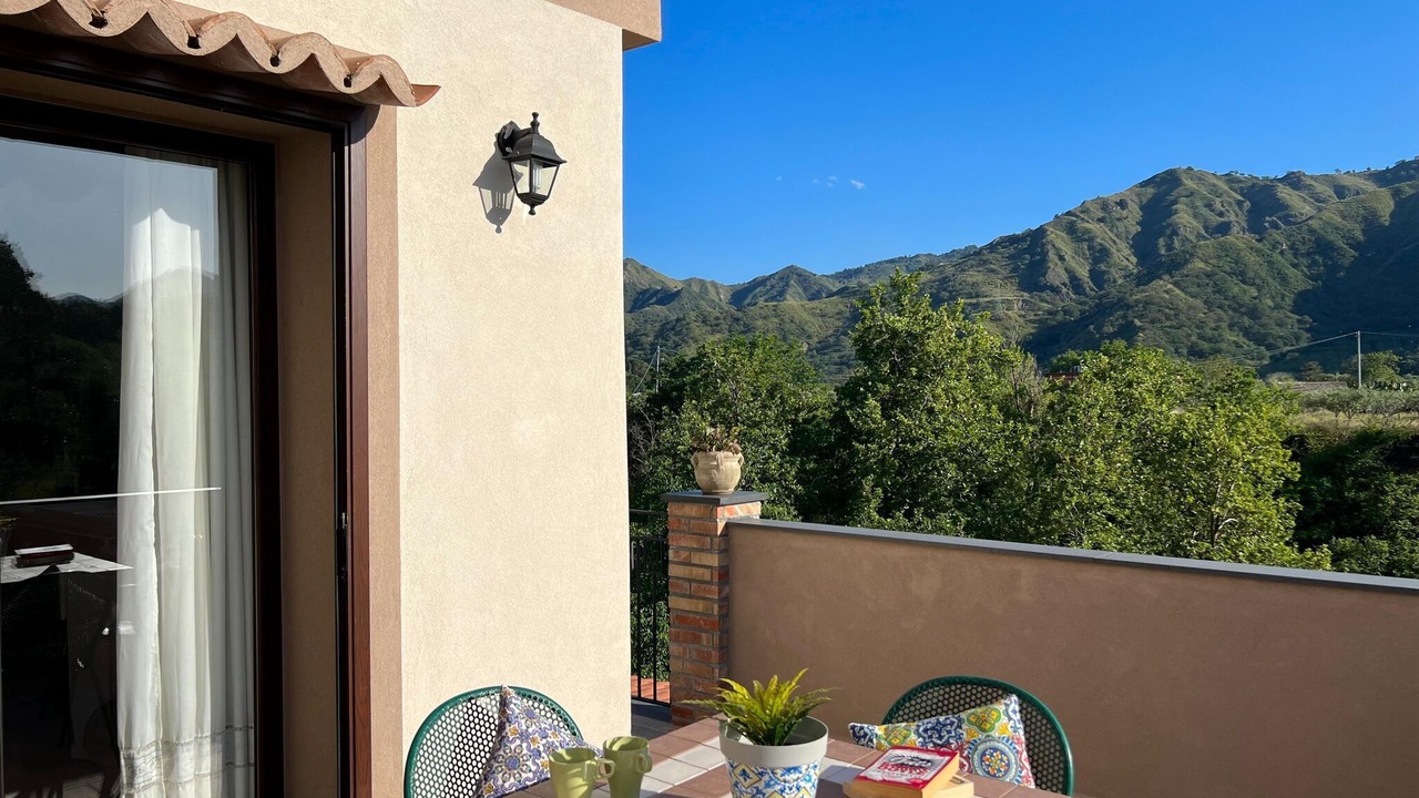Photo of Patio Balcony in Mitogio