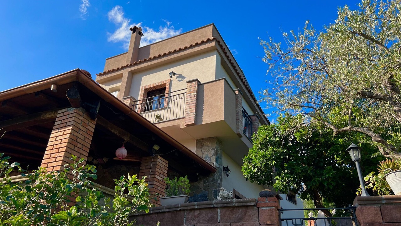 Photo of Outdoor in Mitogio