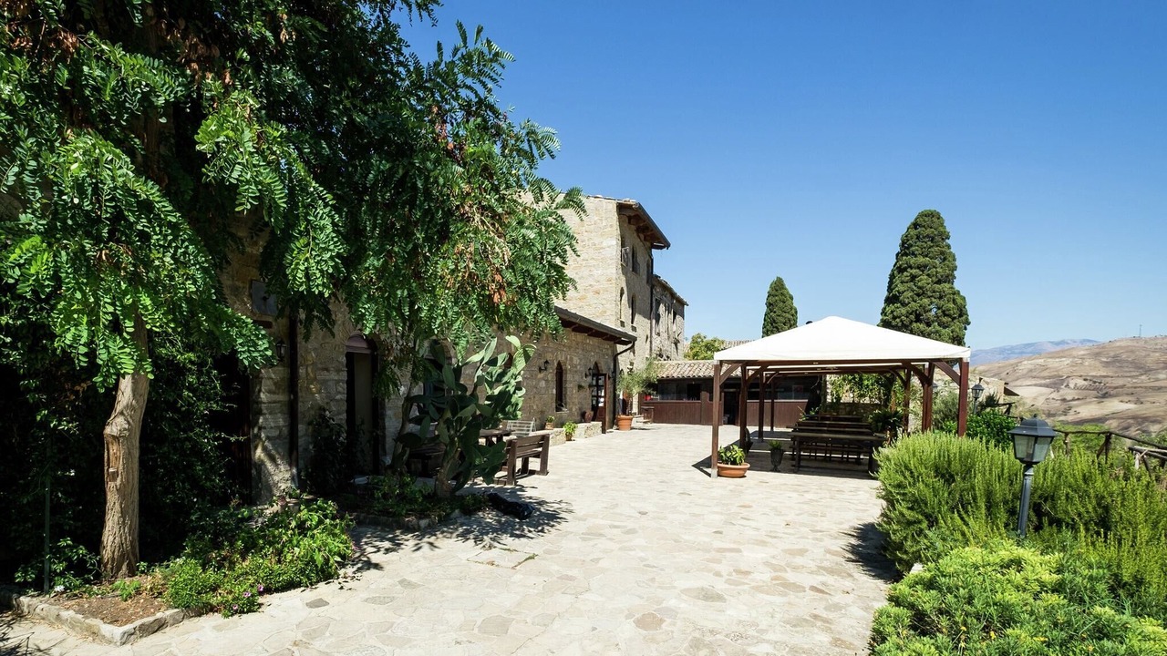 Photo of Outdoor in Landro