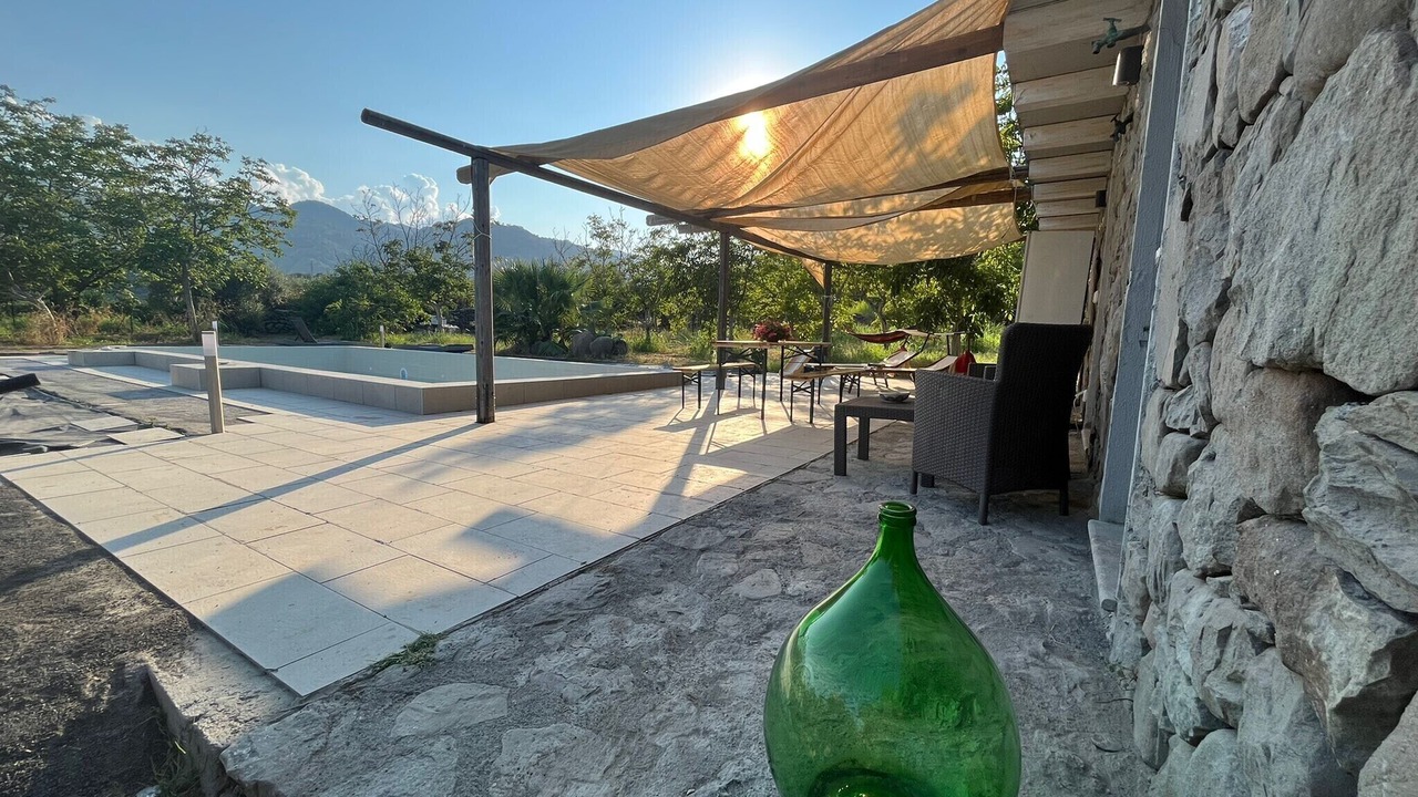 Photo of Patio Balcony in Mitogio