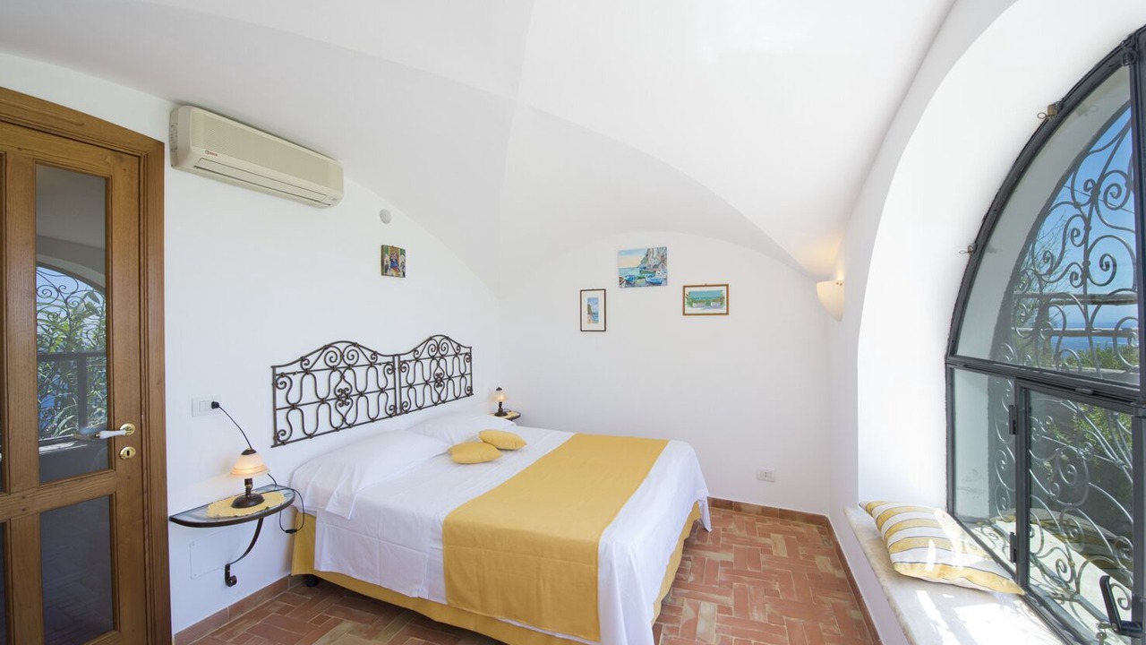Photo of Bedroom in Bomerano