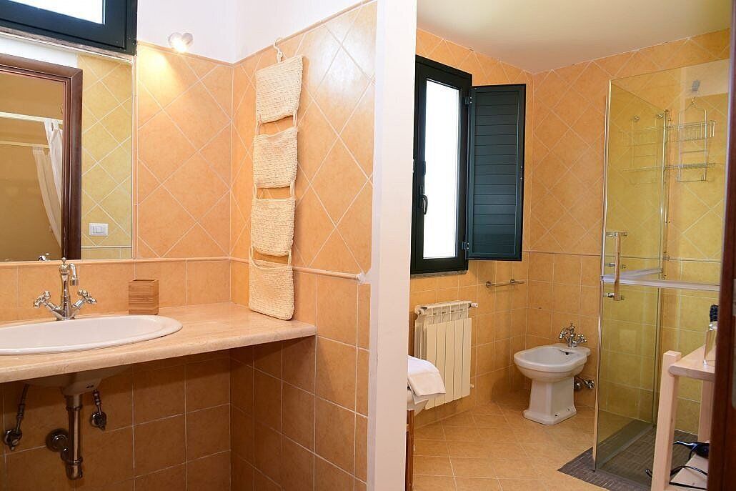Photo of Bathroom in Archi