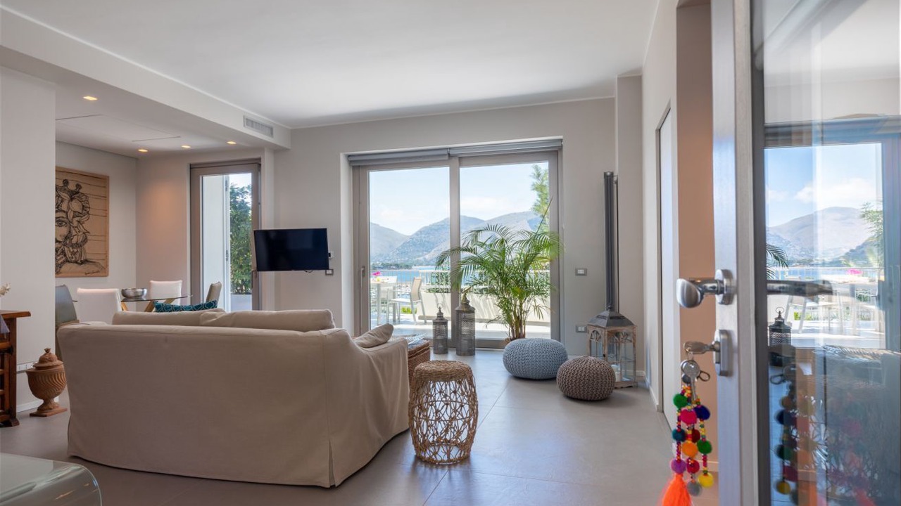 Photo of Livingroom in Addaura
