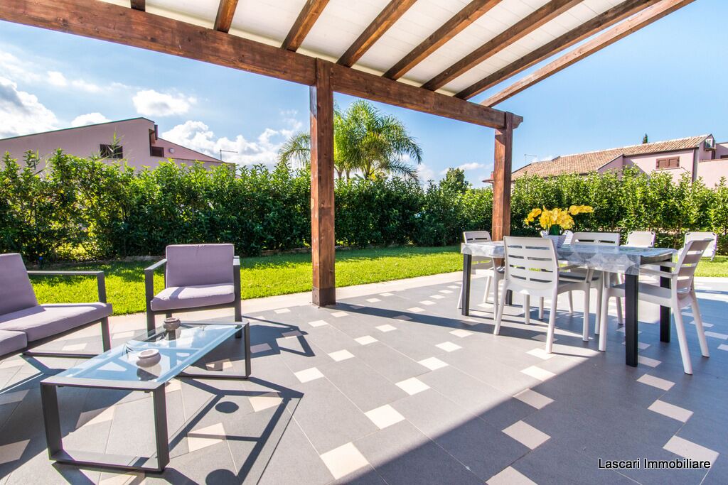 Photo of Outdoor in Lascari