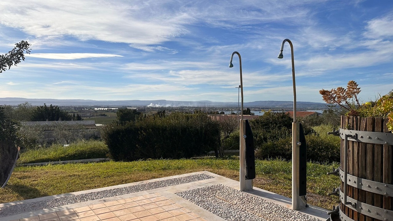 Photo of Patio Balcony in Isola