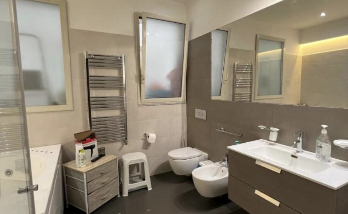 Photo of Bathroom in Borgo-Sanzio
