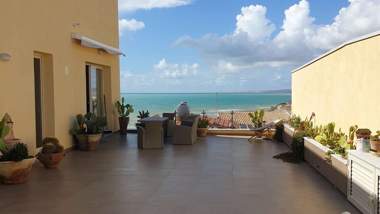 Photo of Patio Balcony in Cava dʼAliga