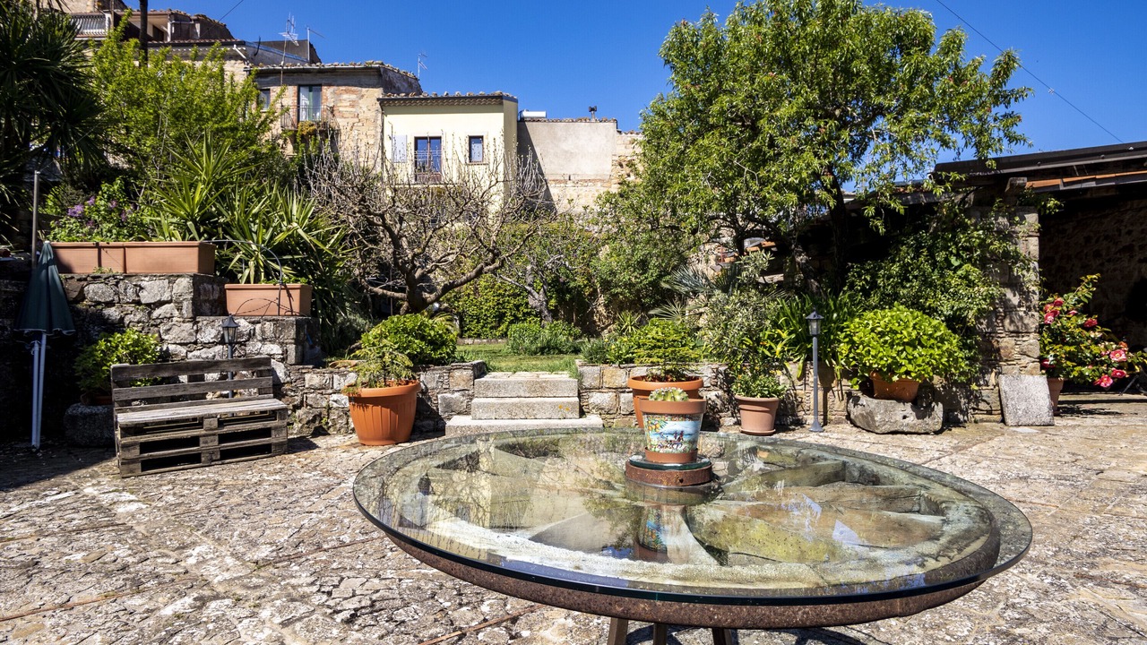 Photo of Patio Balcony in Mistretta