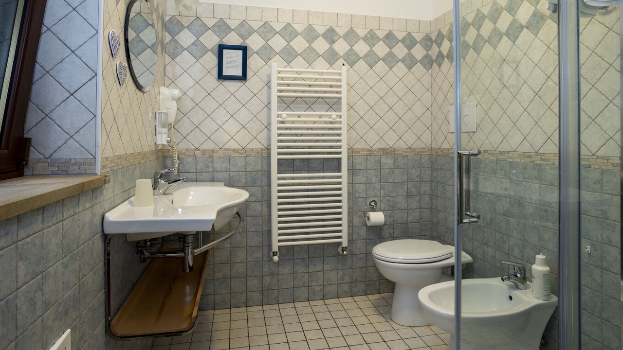 Photo of Bathroom in Mistretta
