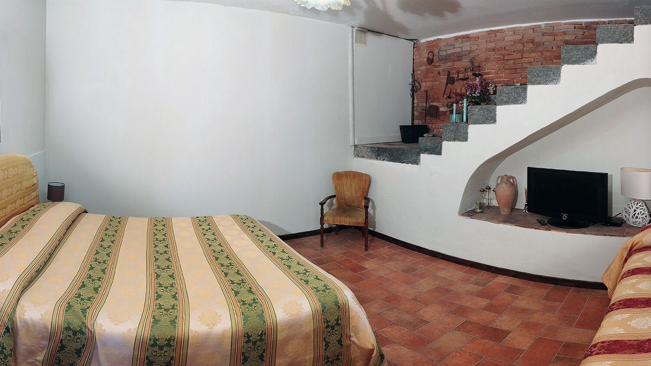 Photo of Bedroom in Puntalazzo