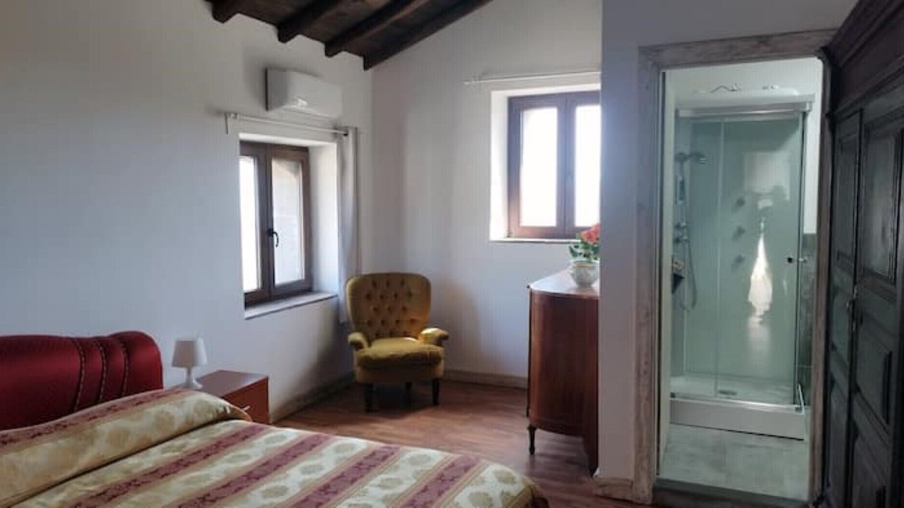 Photo of Bedroom in Puntalazzo