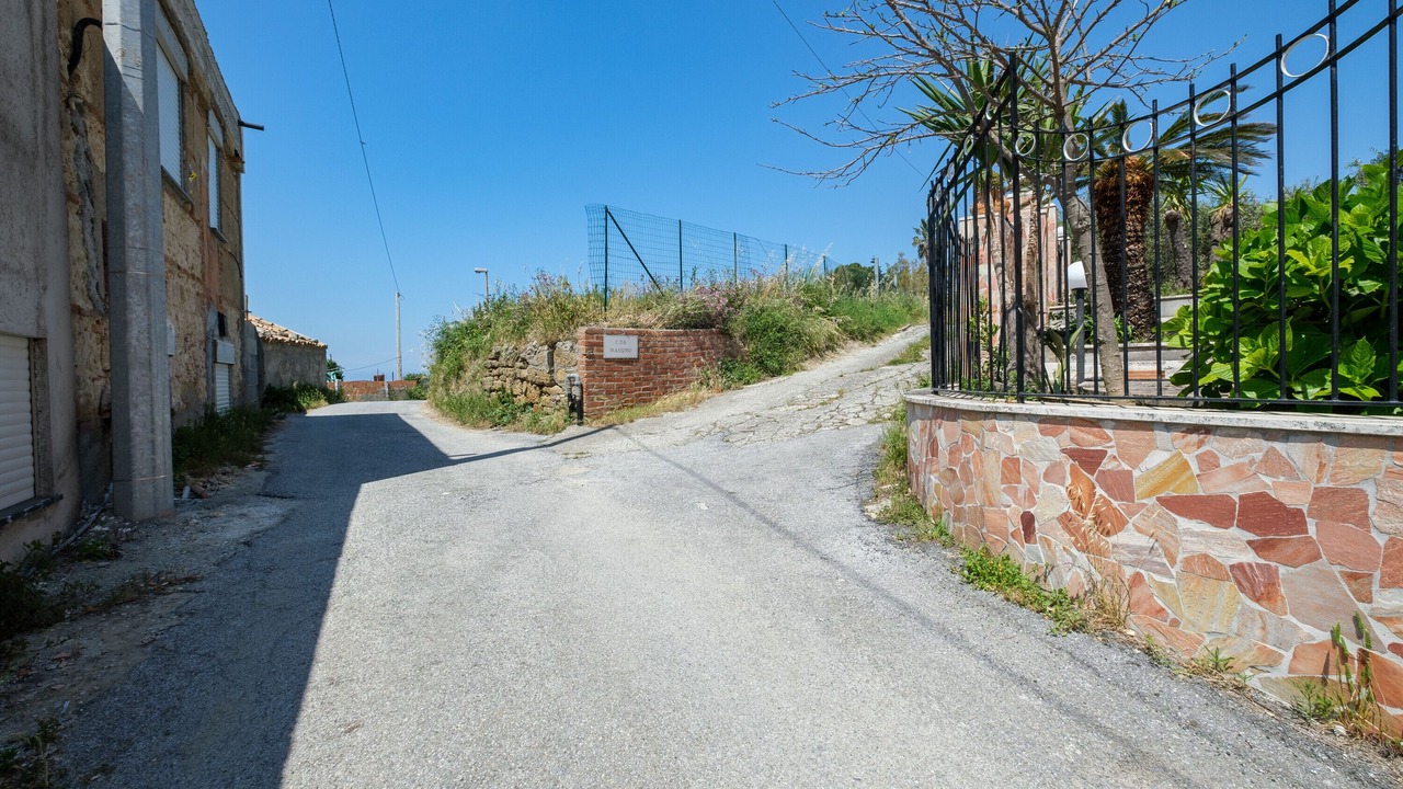 Photo of Outdoor in San Pier Niceto