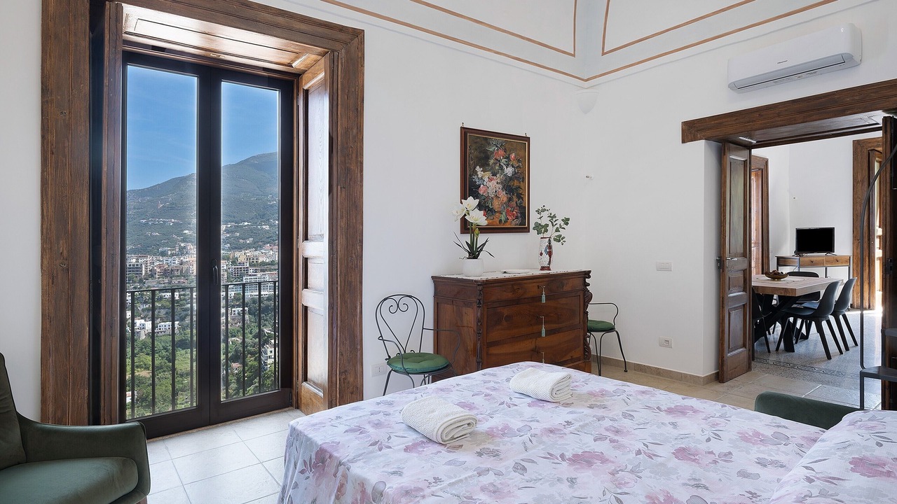 Photo of Bedroom in Seiano