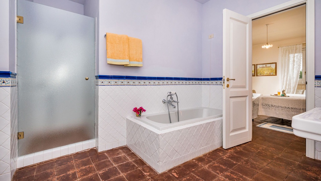 Photo of Bathroom in Butera