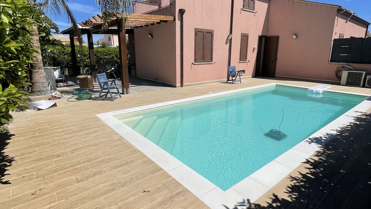 Photo of Outdoor in Lascari