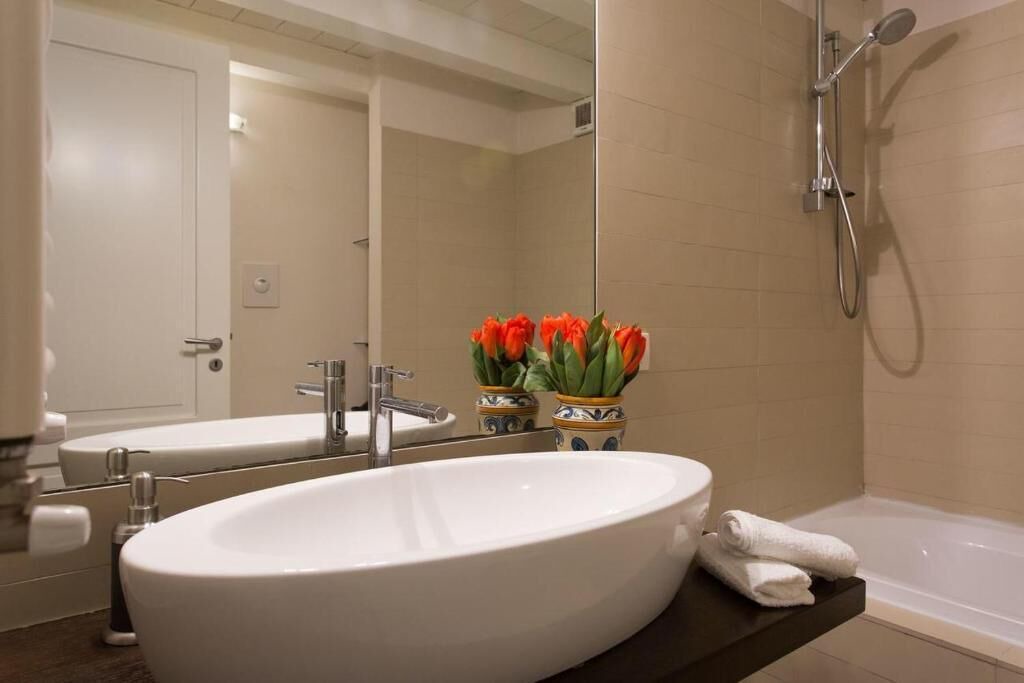 Photo of Bathroom in Castellammare Vucciria