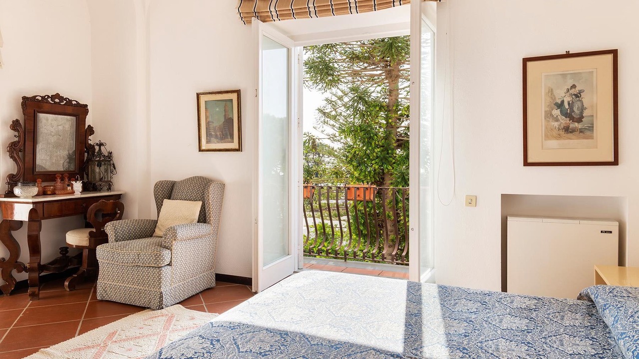 Photo of Bedroom in Capri